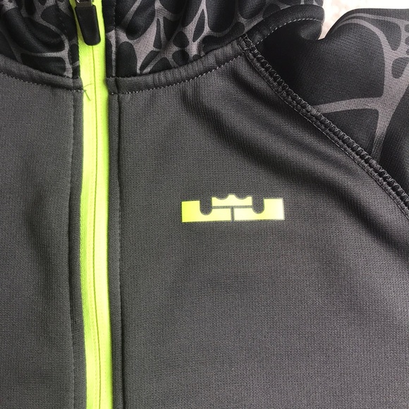 King James 👑 boys Nike hoodie - Picture 2 of 6